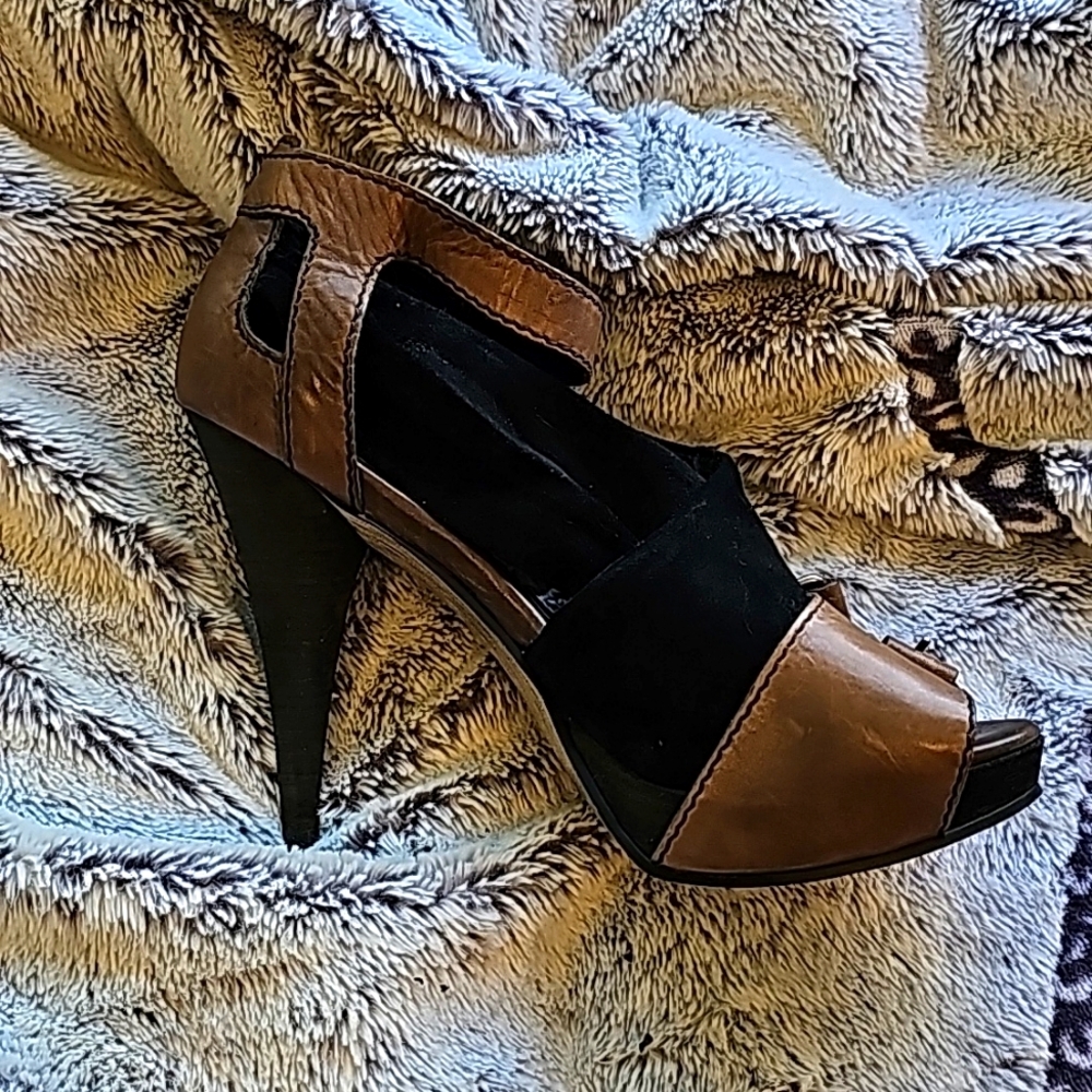 Platform suade and pleather strappy heels